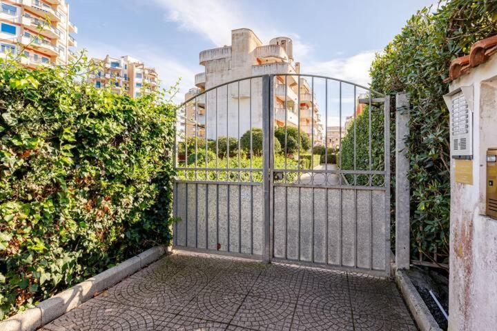 Casa Torvaianica Appartement Buitenkant foto